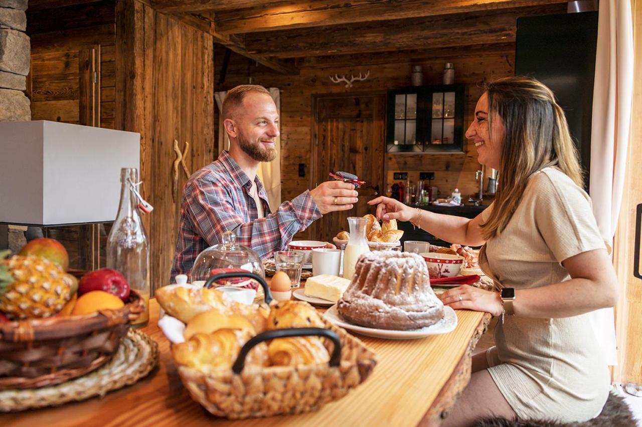 Chalet Hohneck 4 étoiles, vieux bois et pierre, SPA, sauna, borne de recharge Stosswihr Esterno foto