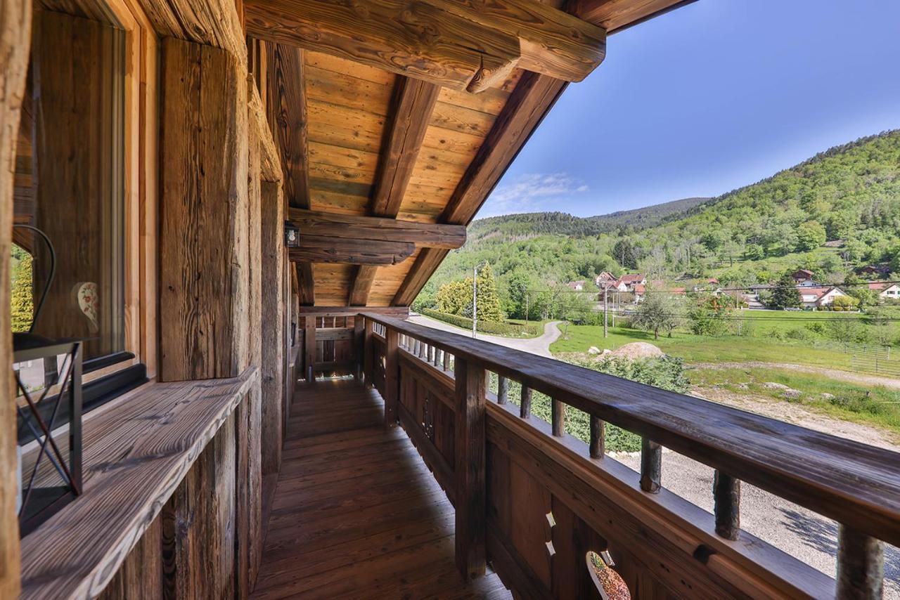 Chalet Hohneck 4 étoiles, vieux bois et pierre, SPA, sauna, borne de recharge Stosswihr Esterno foto