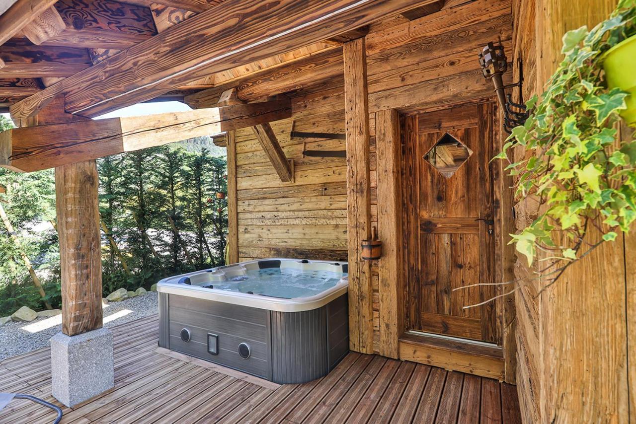 Chalet Hohneck 4 étoiles, vieux bois et pierre, SPA, sauna, borne de recharge Stosswihr Esterno foto