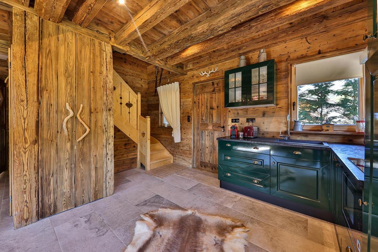Chalet Hohneck 4 étoiles, vieux bois et pierre, SPA, sauna, borne de recharge Stosswihr Esterno foto