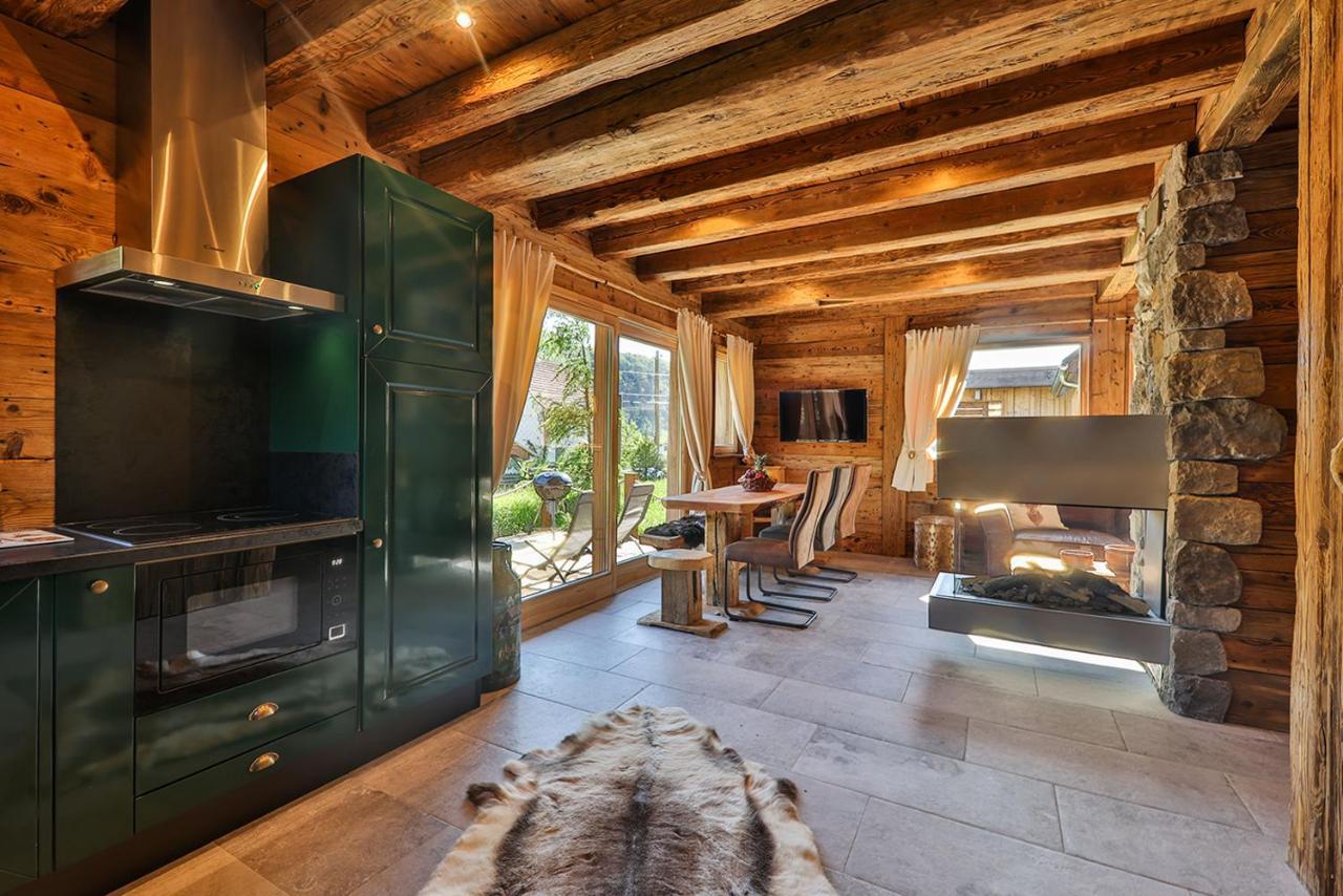 Chalet Hohneck 4 étoiles, vieux bois et pierre, SPA, sauna, borne de recharge Stosswihr Esterno foto