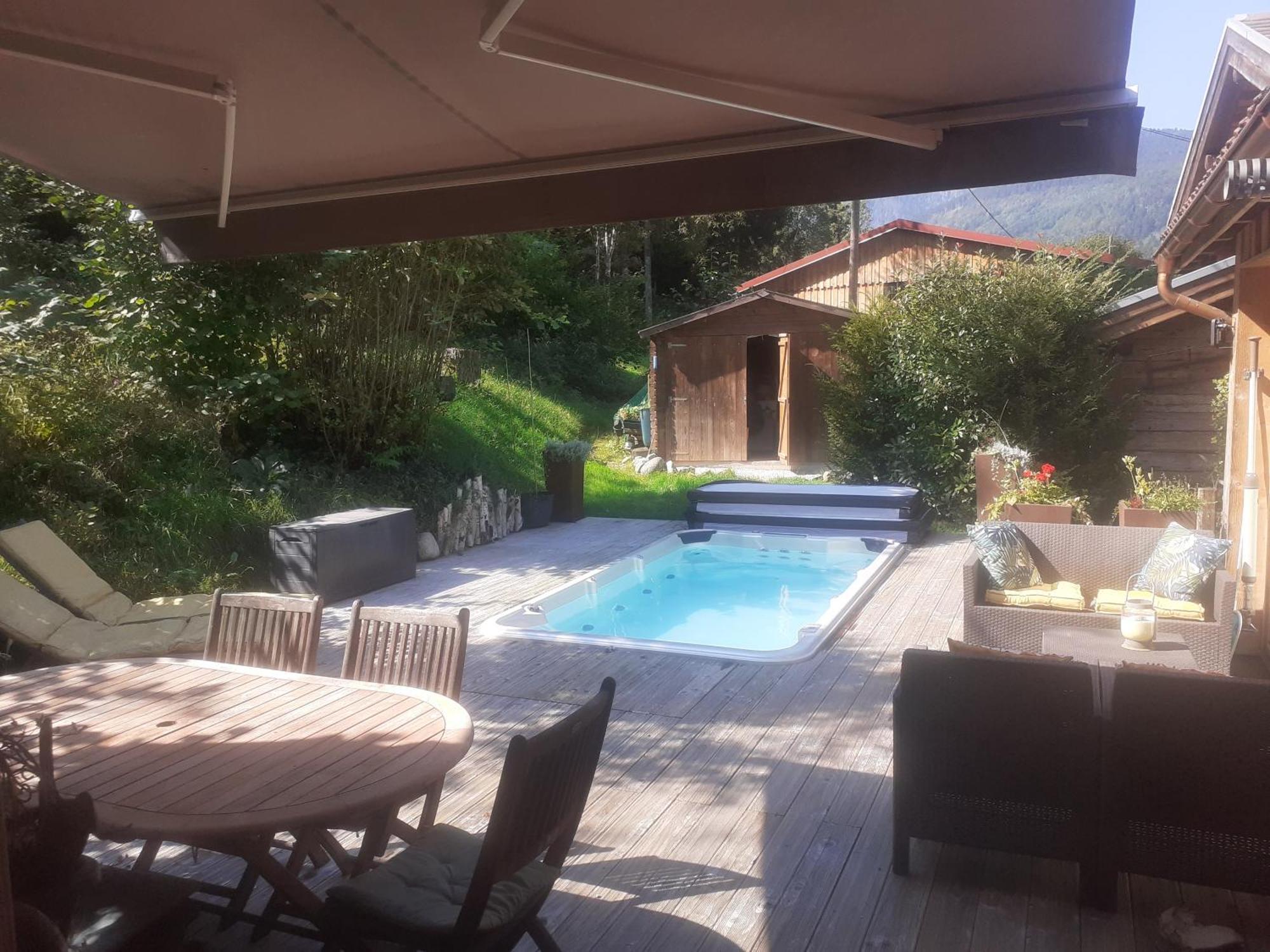 Chalet Hohneck 4 étoiles, vieux bois et pierre, SPA, sauna, borne de recharge Stosswihr Esterno foto